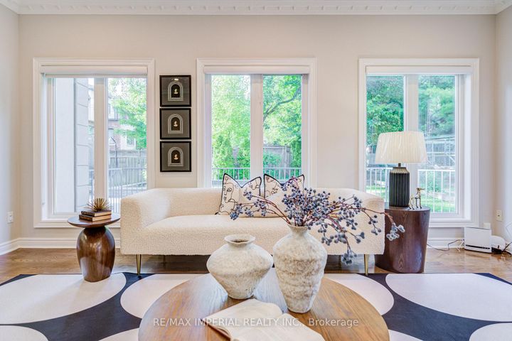 Photo 24 at 206 Hollywood Avenue, Willowdale East, Toronto