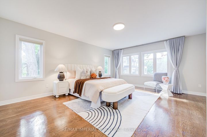 Photo 28 at 206 Hollywood Avenue, Willowdale East, Toronto