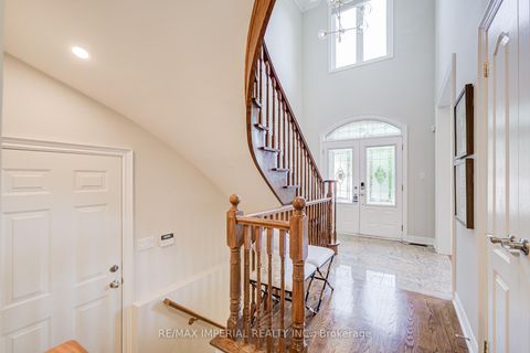 Photo 11 at 206 Hollywood Avenue, Willowdale East, Toronto