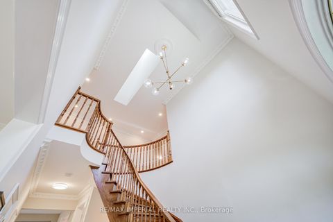 Photo 13 at 206 Hollywood Avenue, Willowdale East, Toronto