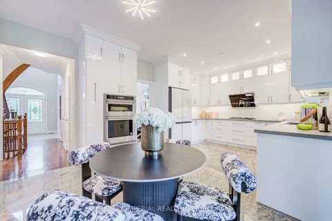 Photo 15 at 206 Hollywood Avenue, Willowdale East, Toronto