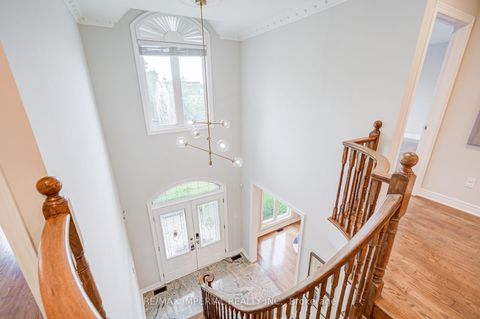 Photo 27 at 206 Hollywood Avenue, Willowdale East, Toronto