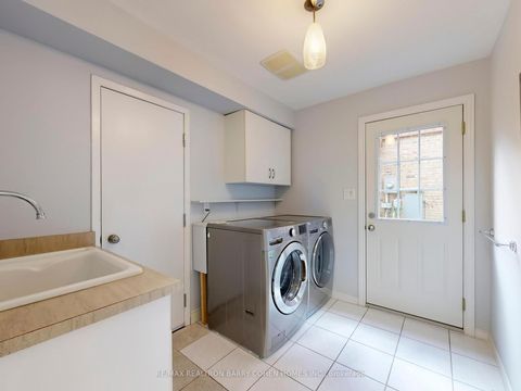 Photo 16 at 69 Tanbark Crescent, Don Mills, Toronto