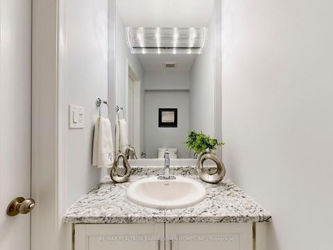 Photo 17 at 69 Tanbark Crescent, Don Mills, Toronto