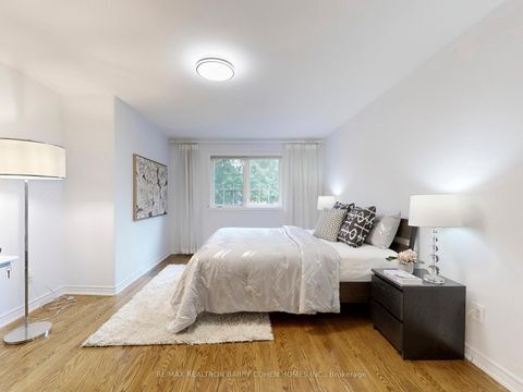 Photo 28 at 69 Tanbark Crescent, Don Mills, Toronto