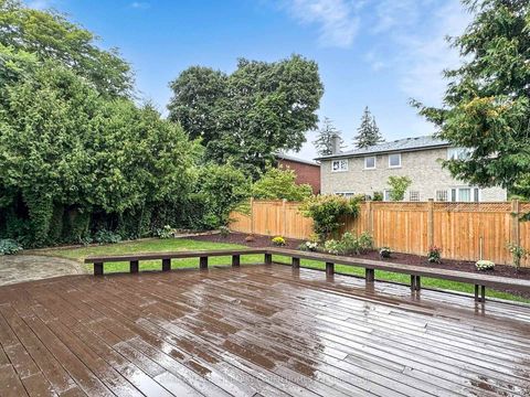 Photo 34 at 69 Tanbark Crescent, Don Mills, Toronto