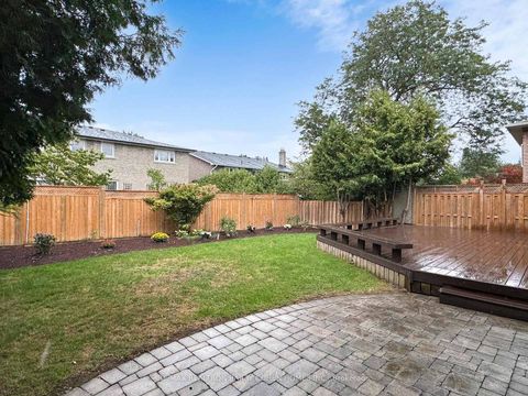 Photo 35 at 69 Tanbark Crescent, Don Mills, Toronto
