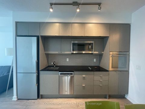 Photo 5 at 1602 - 10 York Street, Waterfront Communities C1, Toronto