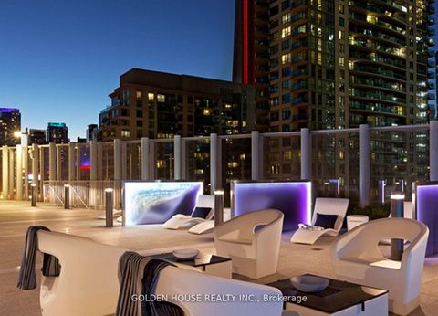 Photo 17 at 1602 - 10 York Street, Waterfront Communities C1, Toronto