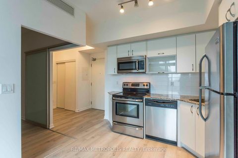 Photo 2 at 717 - 55 East Liberty Street, Niagara, Toronto