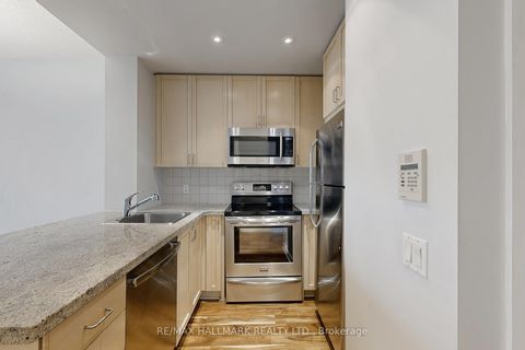 Photo 4 at 1403 - 85 Bloor Street E, Yonge Corridor, Toronto Photo 4 at 1403 - 85 Bloor Street E, Yonge Corridor, Toronto