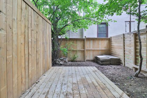 Photo 15 at 990 Dovercourt Road, Junction, Toronto