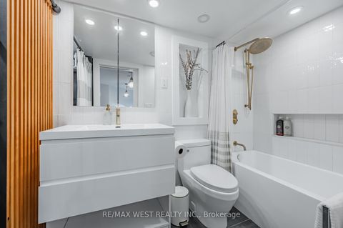 Photo 8 at 430 - 139 Merton Street, Mount Pleasant West, Toronto