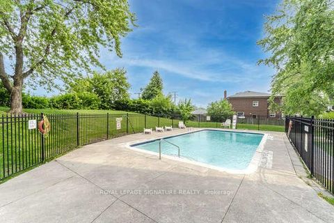 Photo 10 at 1110 - 541 Blackthorn Avenue, Eglinton West, Toronto