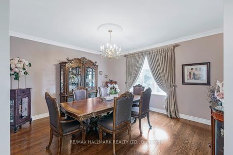Photo 14 at 76 Deerchase Circle, Islington Woods, Vaughan