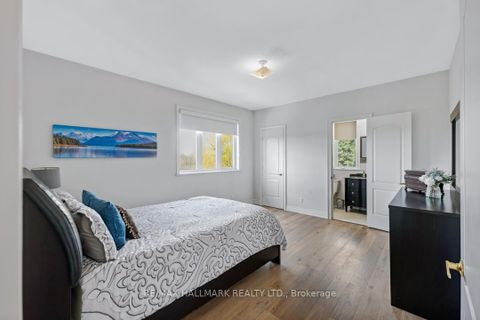 Photo 22 at 76 Deerchase Circle, Islington Woods, Vaughan