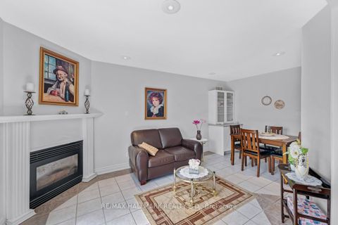 Photo 36 at 76 Deerchase Circle, Islington Woods, Vaughan