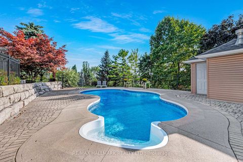 Photo 45 at 76 Deerchase Circle, Islington Woods, Vaughan