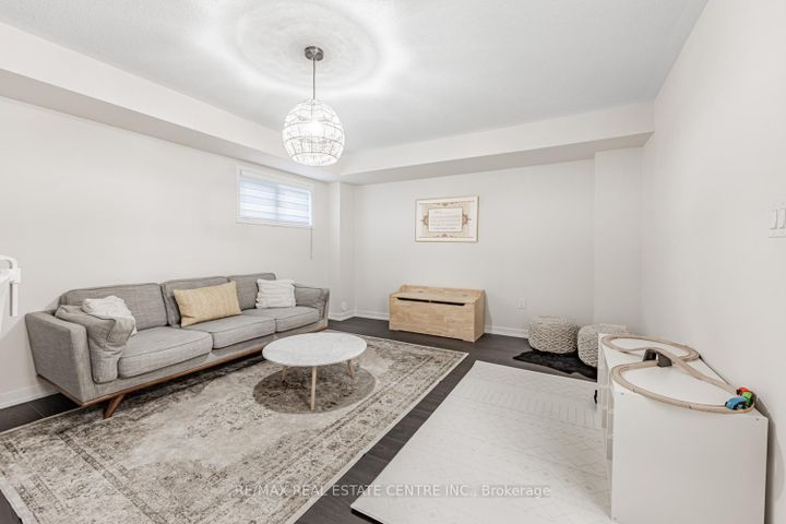 Photo 6 at 1310 Bradenton Path, Eastdale, Oshawa