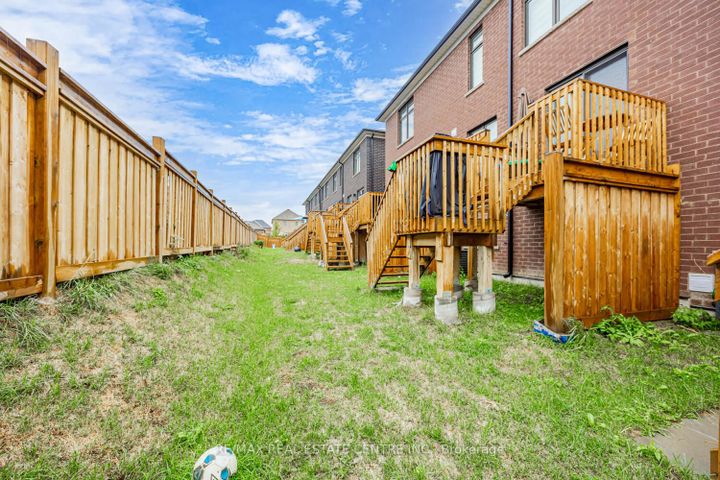 Photo 39 at 1310 Bradenton Path, Eastdale, Oshawa