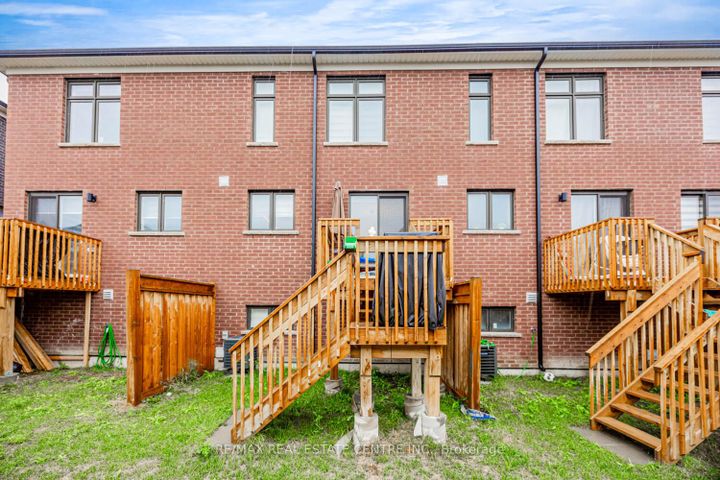Photo 40 at 1310 Bradenton Path, Eastdale, Oshawa
