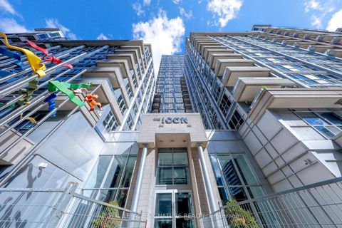Photo 33 at 343 - 250 Wellington Street W, Waterfront Communities C1, Toronto