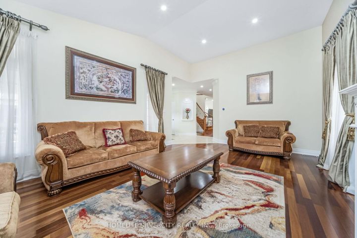 Photo 6 at 1587 Hallstone Road, Bram West, Brampton