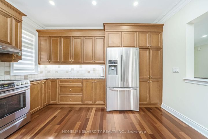 Photo 12 at 1587 Hallstone Road, Bram West, Brampton