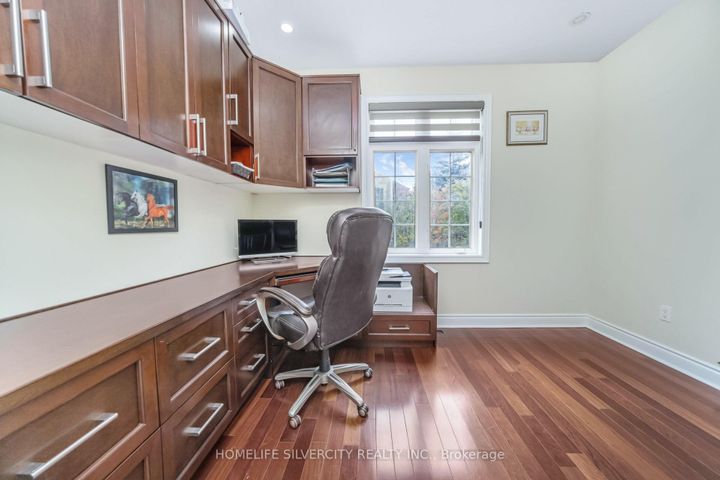 Photo 18 at 1587 Hallstone Road, Bram West, Brampton