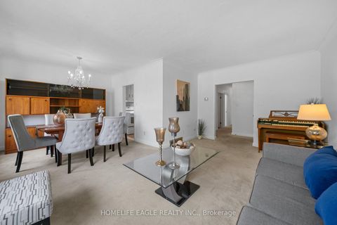Photo 3 at 50 Tormore Drive, Crosby, Richmond Hill