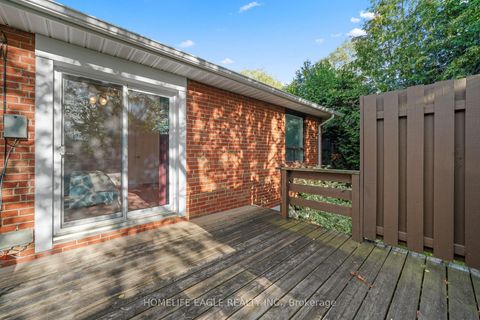 Photo 10 at 50 Tormore Drive, Crosby, Richmond Hill