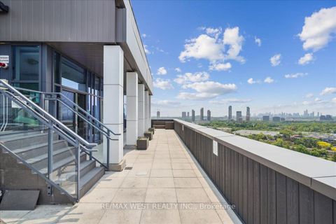 Photo 11 at 1010 - 75 The Donway W, Don Mills, Toronto