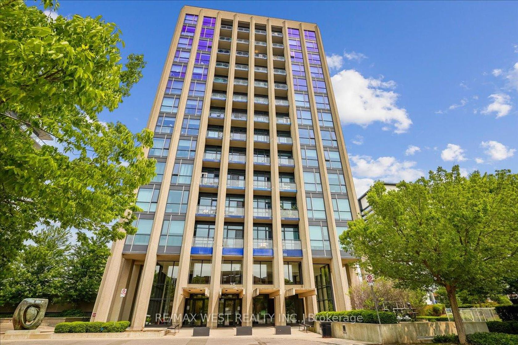 1010 - 75 The Donway W, Don Mills, Toronto 