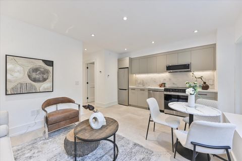 Photo 34 at 24 Elmsdale Road, East York, Toronto