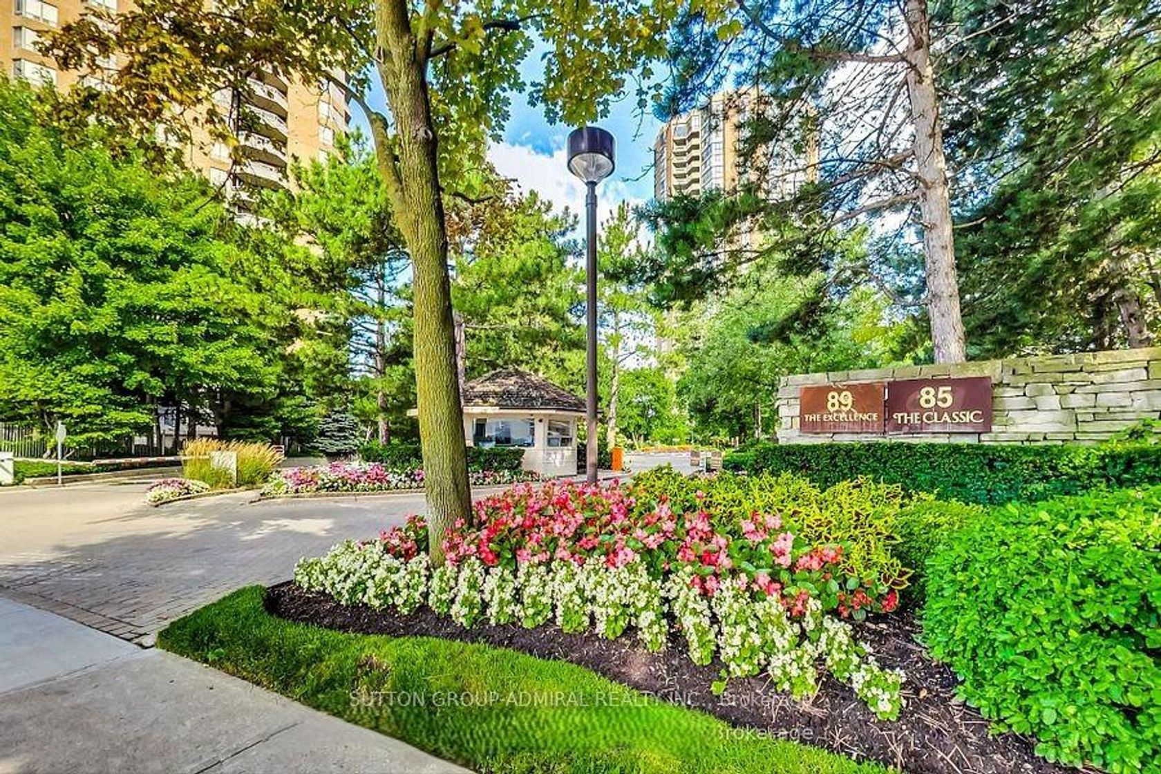 801 - 85 Skymark Drive, Hillcrest Village, Toronto 