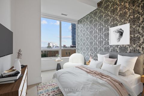 Photo 3 at 523 - 120 Homewood Avenue, North St. James Town, Toronto Photo 3 at 523 - 120 Homewood Avenue, North St. James Town, Toronto