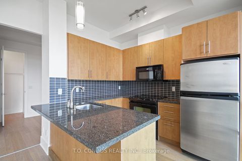 Photo 14 at 523 - 120 Homewood Avenue, North St. James Town, Toronto