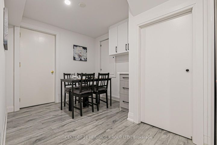 Photo 27 at 29 Eminence Road, Patterson, Vaughan