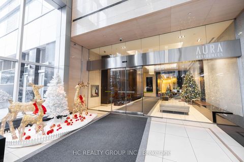 Photo 12 at 819 - 386 Yonge Street, Bay Street Corridor, Toronto
