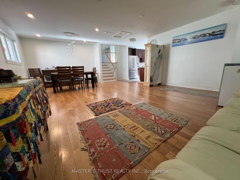 Photo 3 at 31 Wyvern Road, Steeles, Toronto