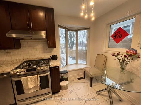 Photo 5 at 31 Wyvern Road, Steeles, Toronto
