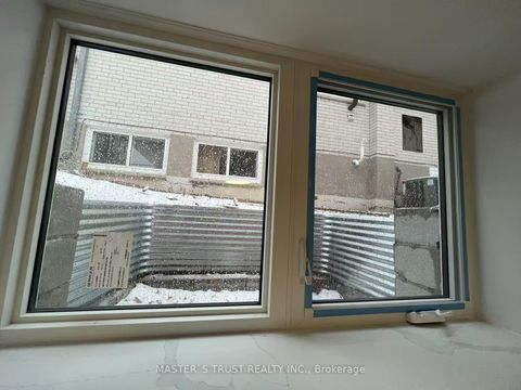 Photo 12 at 31 Wyvern Road, Steeles, Toronto