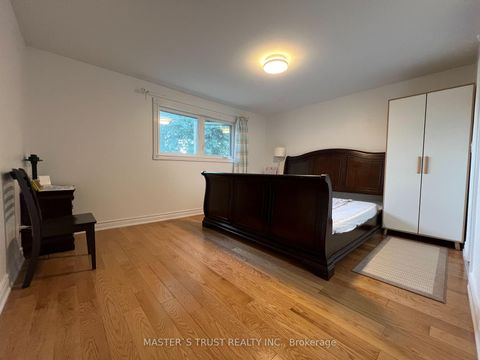 Photo 17 at 31 Wyvern Road, Steeles, Toronto