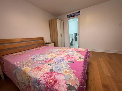Photo 25 at 31 Wyvern Road, Steeles, Toronto