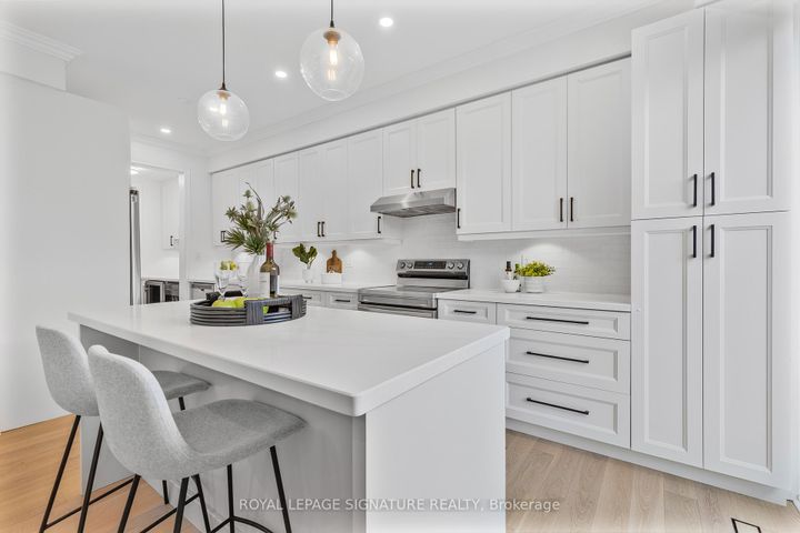 Photo 16 at 25 - 2295 Rochester Circle, BC Bronte Creek, Oakville