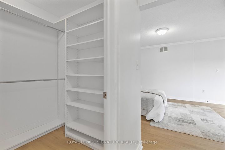 Photo 30 at 25 - 2295 Rochester Circle, BC Bronte Creek, Oakville