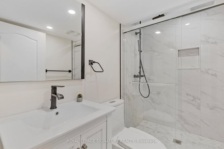 Photo 43 at 25 - 2295 Rochester Circle, BC Bronte Creek, Oakville