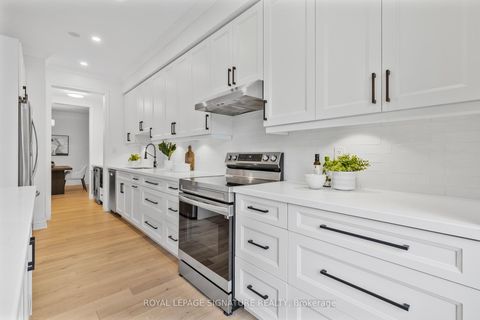 Photo 14 at 25 - 2295 Rochester Circle, BC Bronte Creek, Oakville