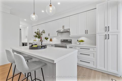 Photo 16 at 25 - 2295 Rochester Circle, BC Bronte Creek, Oakville