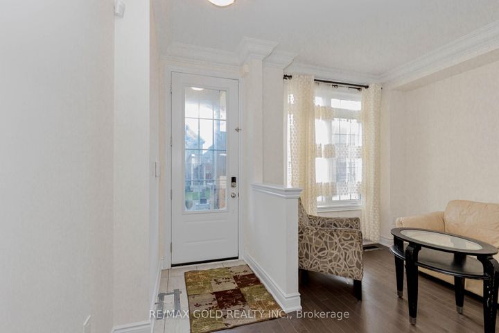 Photo 2 at 34 Folgate Crescent, Wellington North, Brampton